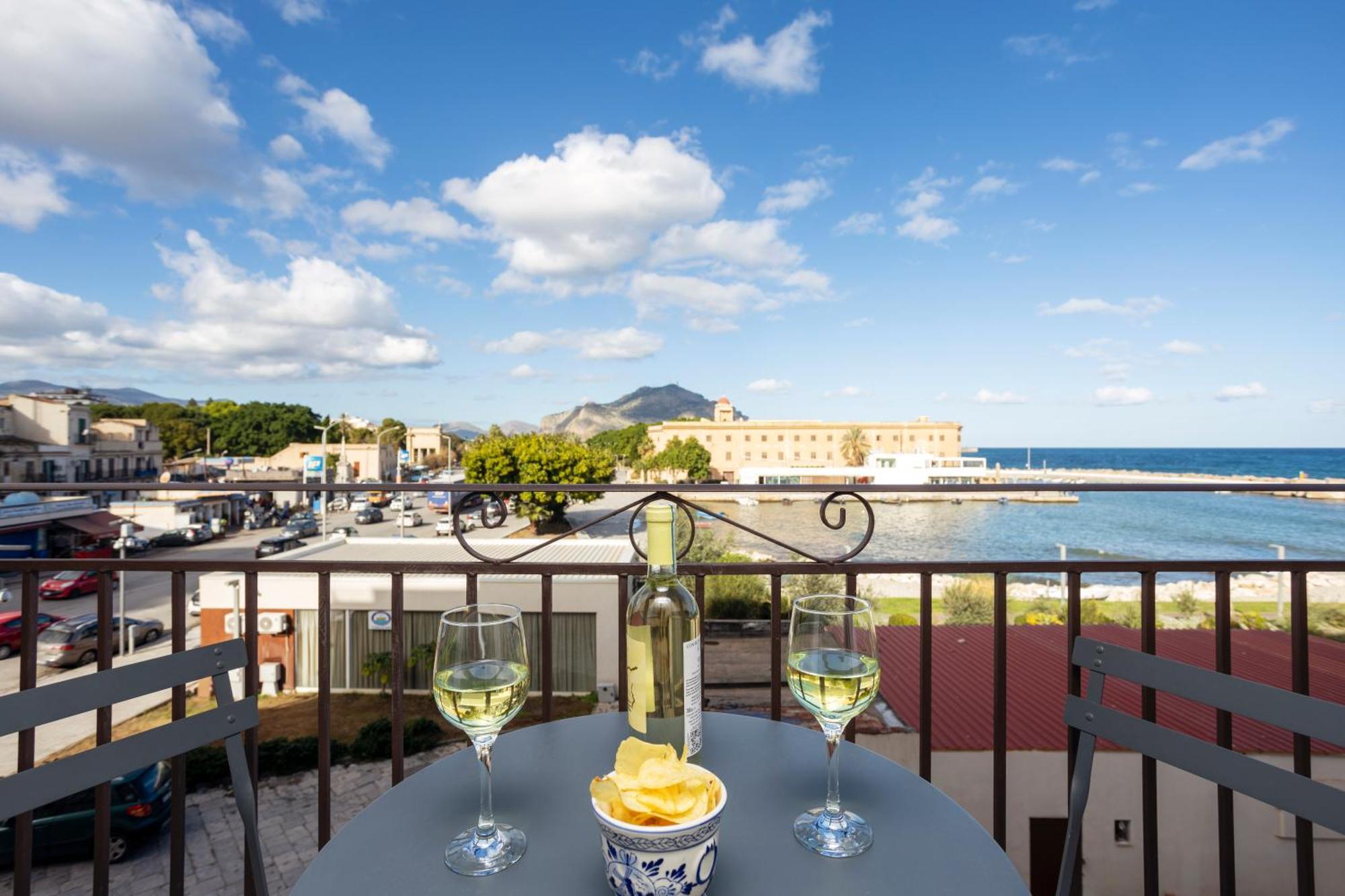 Erasmo Home Luxury Vista Mare Palermo Bagian luar foto